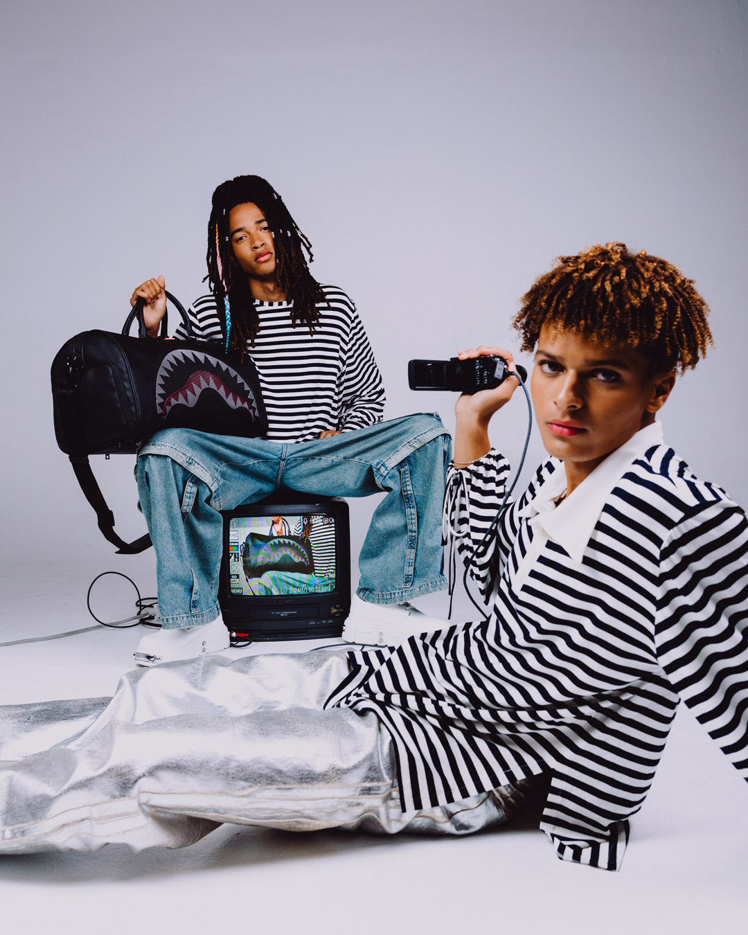 SPRAYGROUND® DUFFLE DISAPPEARING SHARK DUFFLE