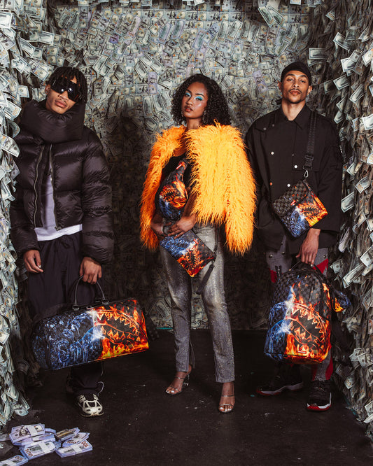 SPRAYGROUND® POUCHETTE FIRE & ICE SHARK CROSSOVER CLUTCH