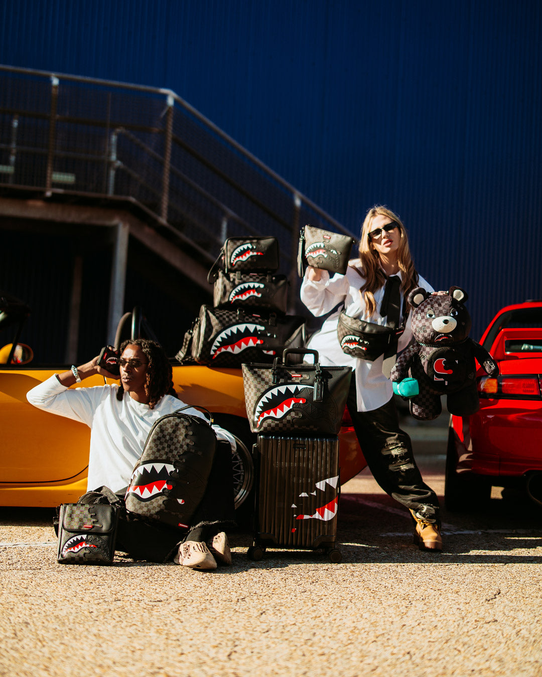 SPRAYGROUND® TOTE UNFINISHED SHARK TOTE